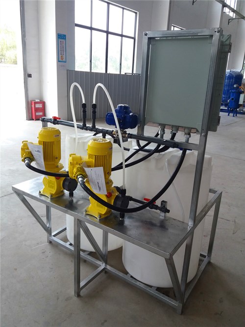 全自動加藥裝置特點和組成部分以及操作過程介紹