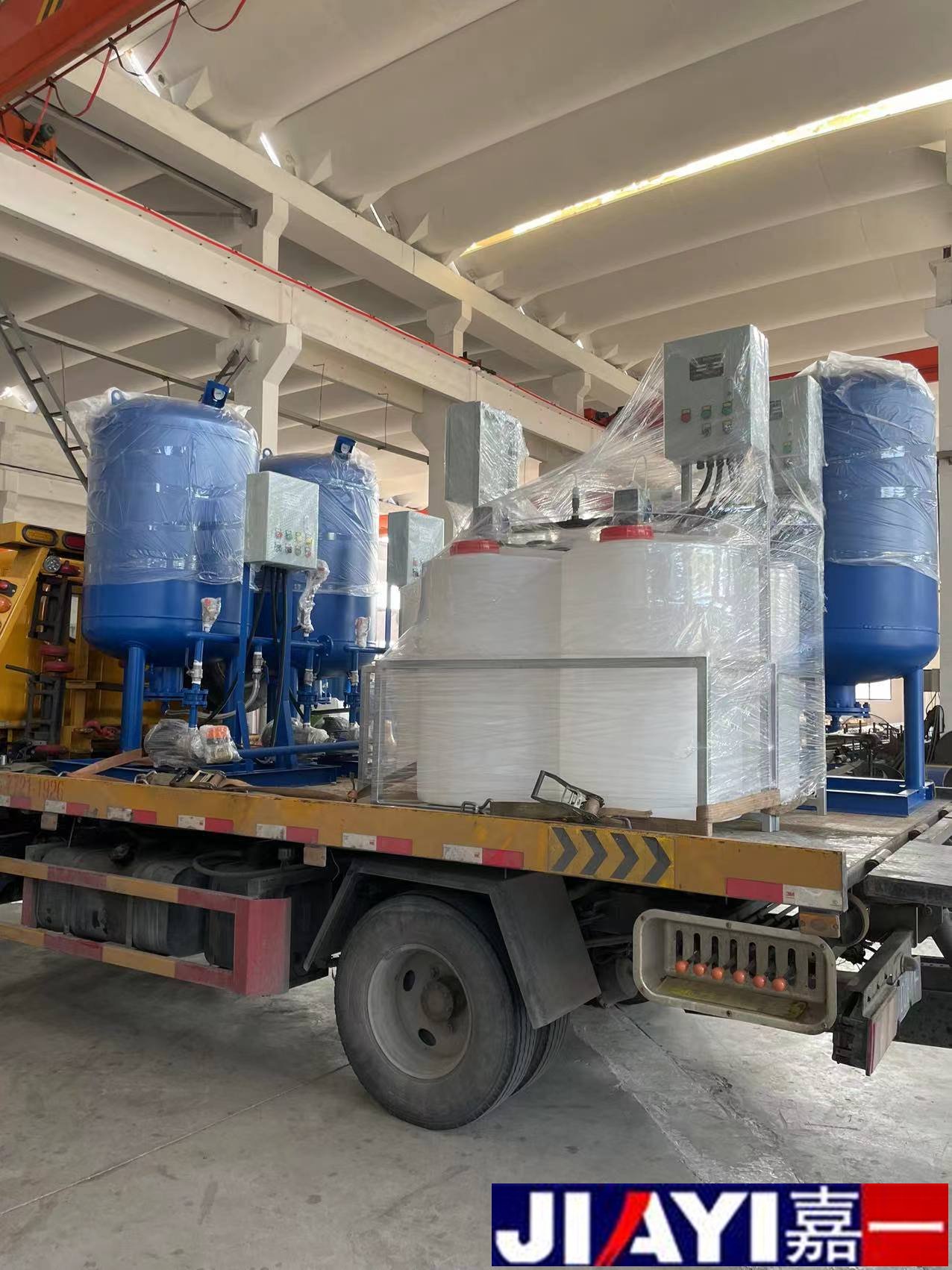 浙江海寧專車發貨定壓補水機組3套+全自動加藥裝置3套