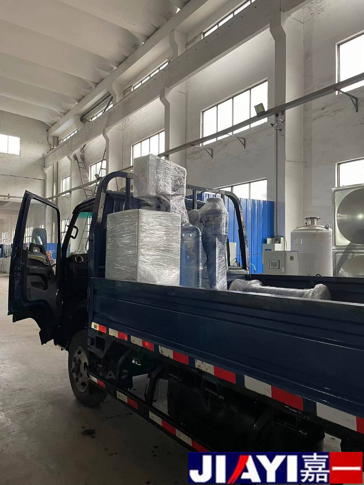 上海發貨膠球清洗裝置+水箱水處理器+旋流除砂器